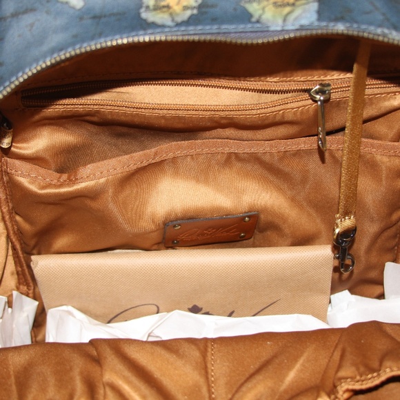 Patricia Nash Karina Backpack Travel Laptop Bag Carry On World Map - Picture 4 of 4